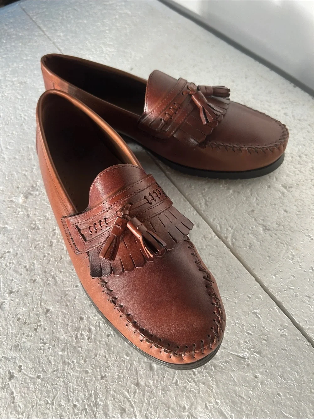 Nunn Bush SZ 10.5 Classic Brown Leather Kilt & Tassel Loafer Dress Office Casual